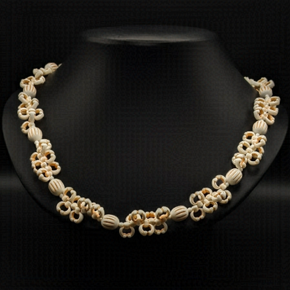 Vintage Ivory and Gold Floral Link Necklace